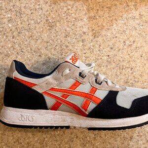 Asics mens 10.5 size sneakers